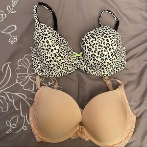 🌟Lightly Worn Victoria’s Secret Bras 🌟